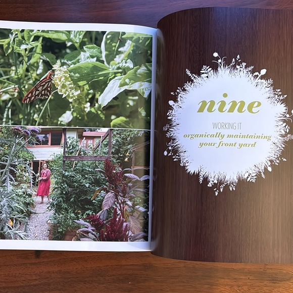 The Edible Front Yard. The Mow Less, Grow More Plan for a Bountiful Garden - Picture 14 of 16